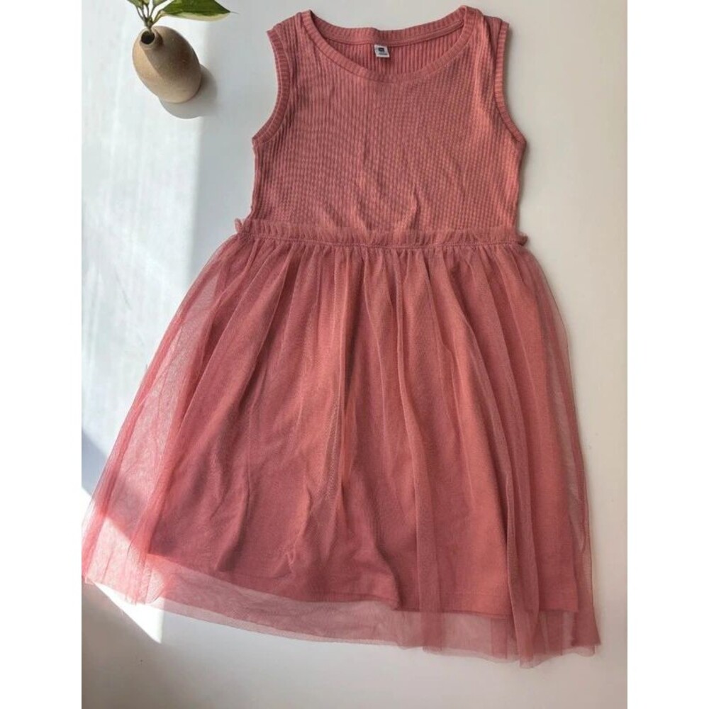 Uniqlo girls dress size 5-6Y sleeveless dress ribbed knit sheer tulle layer